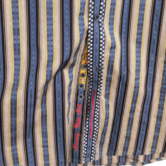 Robert Graham flip cuff button up shirt size Med. - Picture 5 of 8
